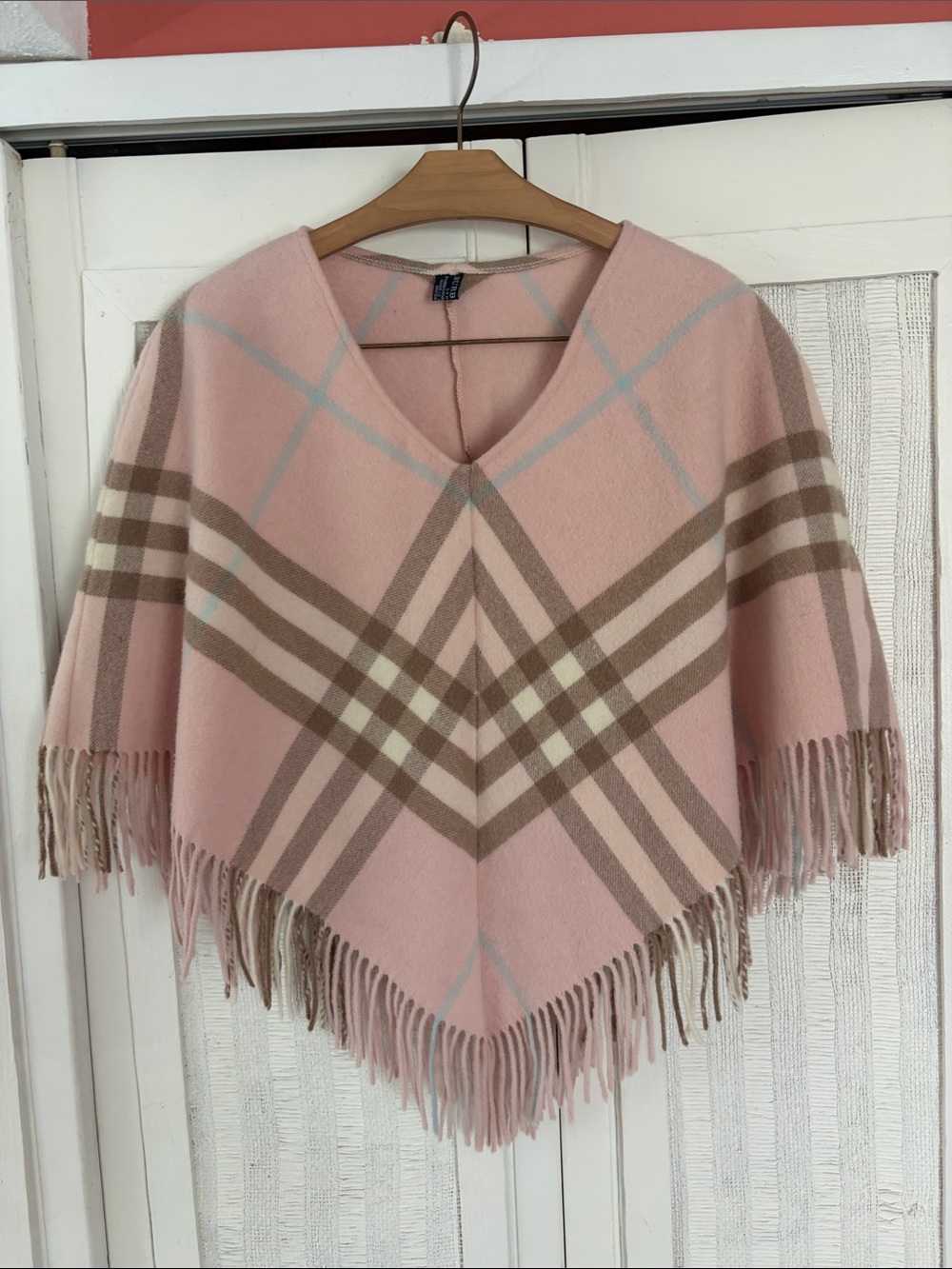 Burberry Pink & Beige Check Fringed Cashmere-Blend Poncho